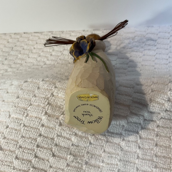 Willow Tree Angel Figure by Susan Lordi - Thank You - Picture 10 of 15